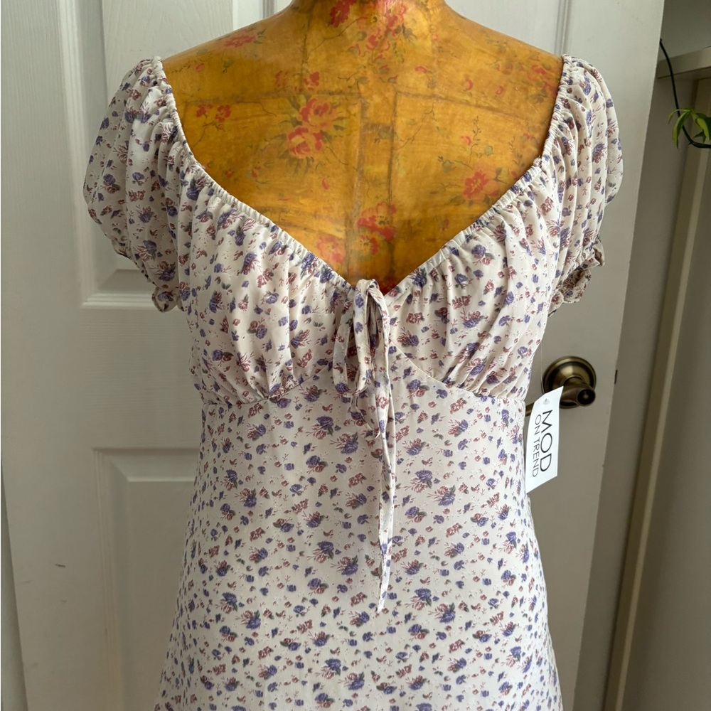 MOD on Trend Lavender print mini dress. Small. Never worn with tags